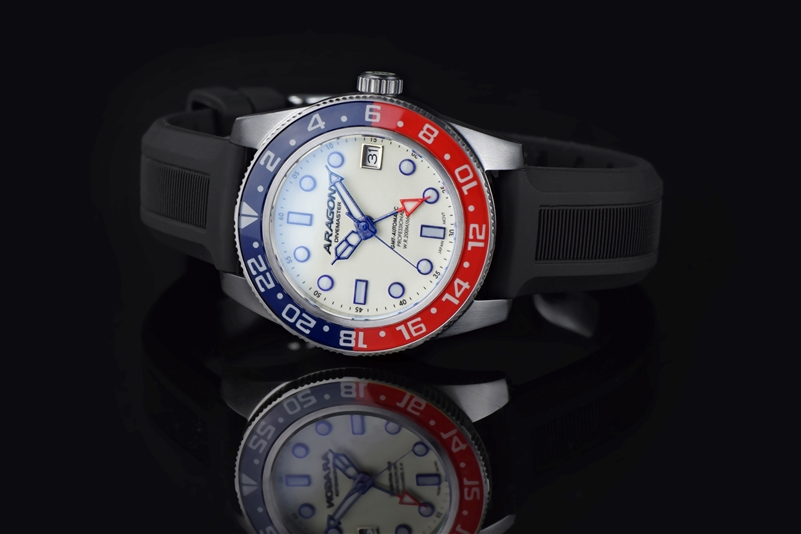Aragon A206RED