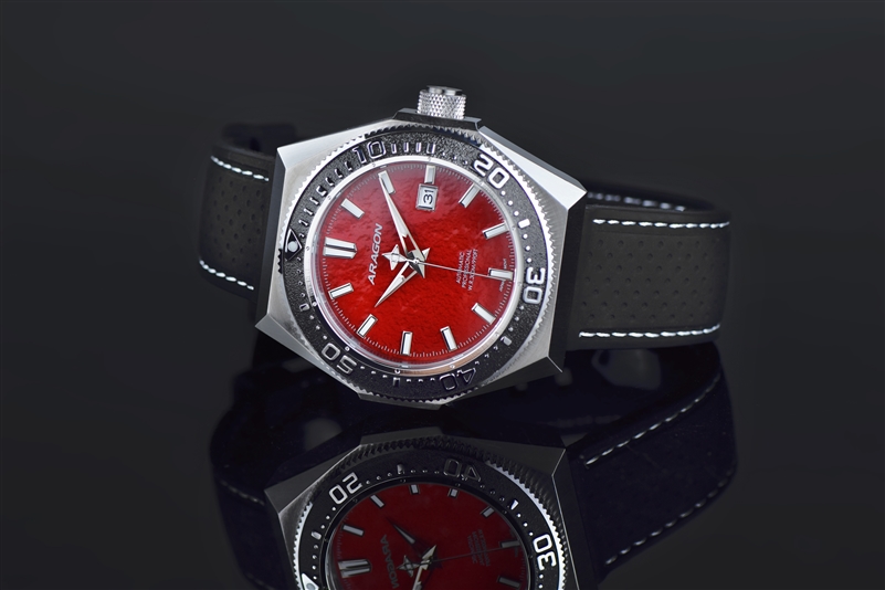 Aragon A382RED