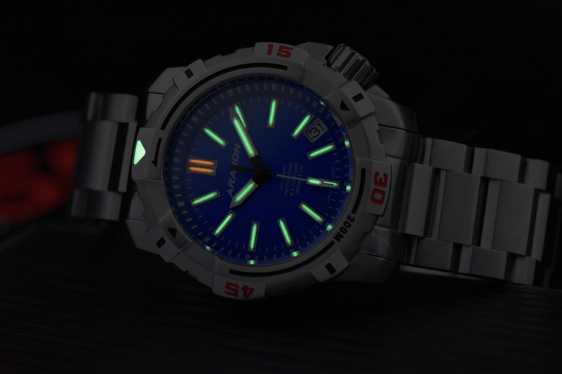 Sea Striker T-100 Tritium Automatic