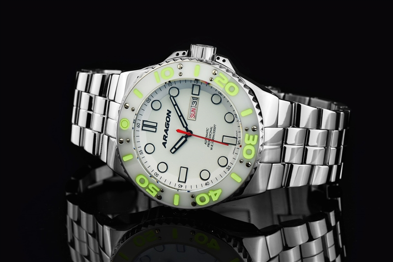 Aragon A426WHT