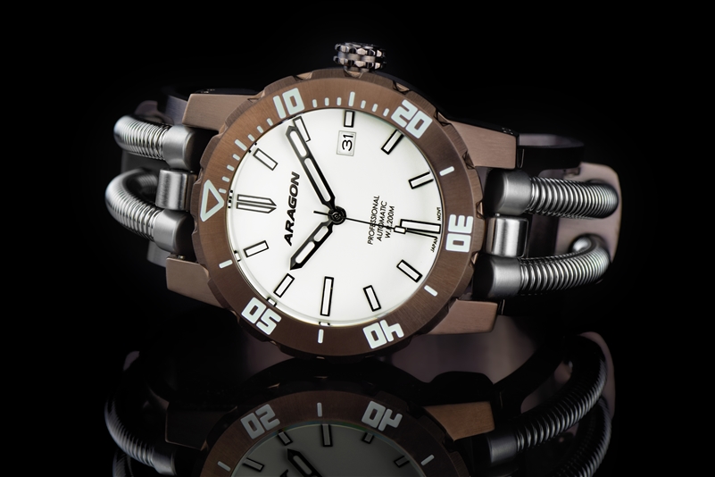 Aragon A474WHT