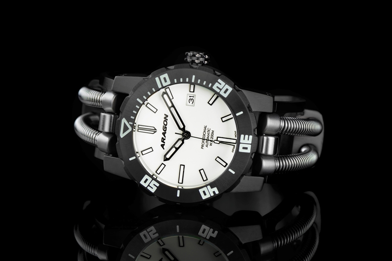 Aragon A477WHT