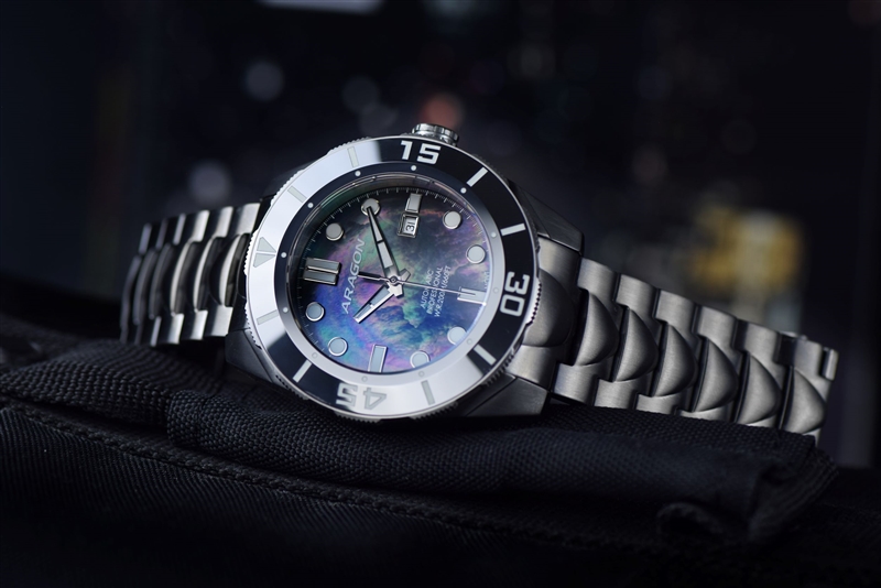 ARAGON Hercules Swiss Soprod M100 with 25 jewels 28,800 vph automatic