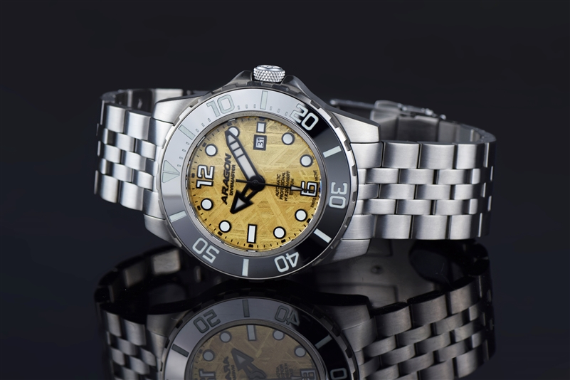 Aragon A621GLD