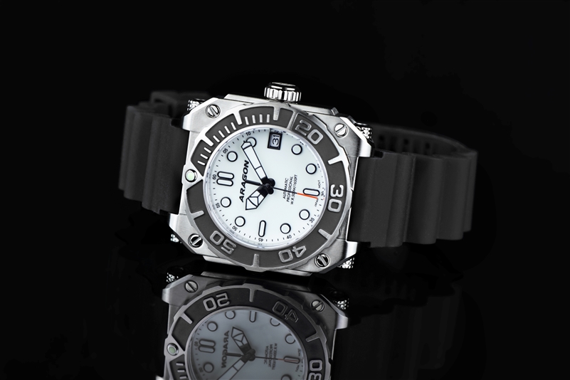 Aragon A662WHT