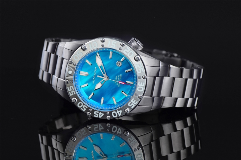Aragon A704MOP