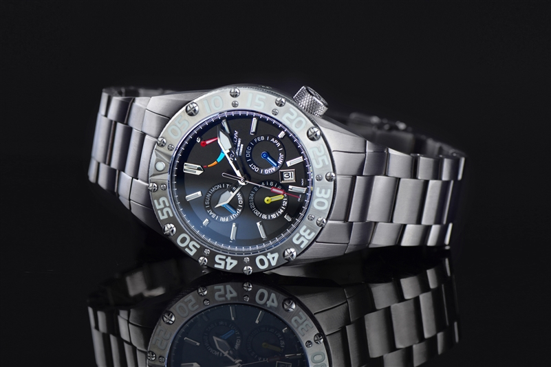 Aragon A706BLK